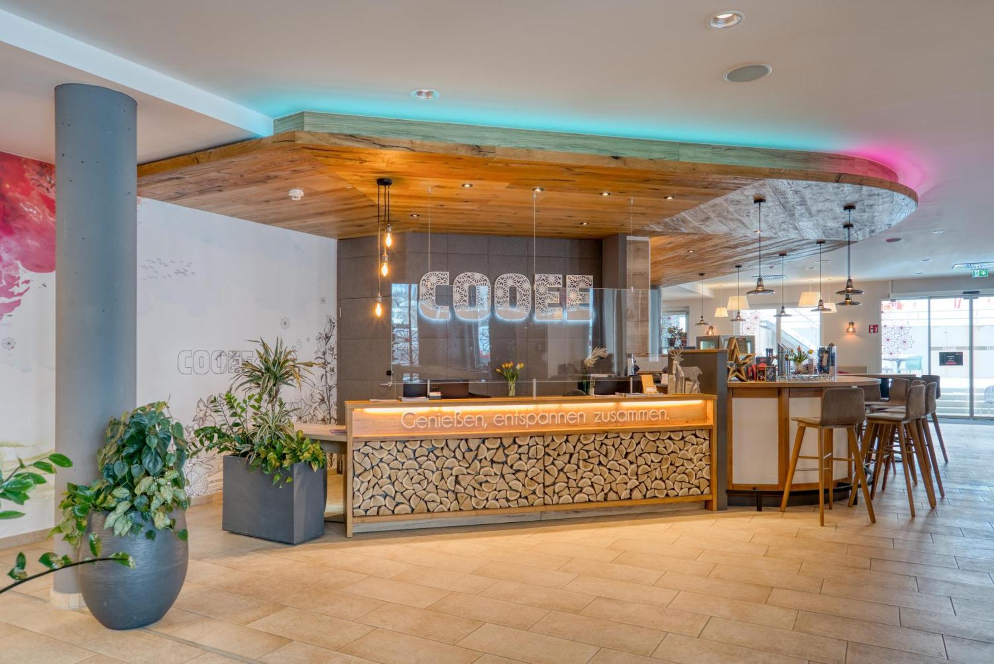 Cooee Alpin Hotel バド クラインキルヒハイム エクステリア 写真