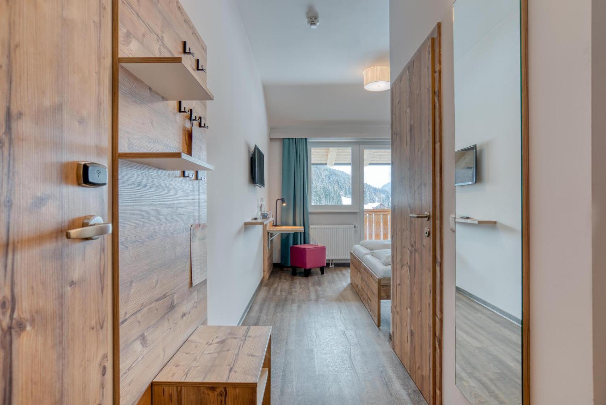 Cooee Alpin Hotel バド クラインキルヒハイム エクステリア 写真