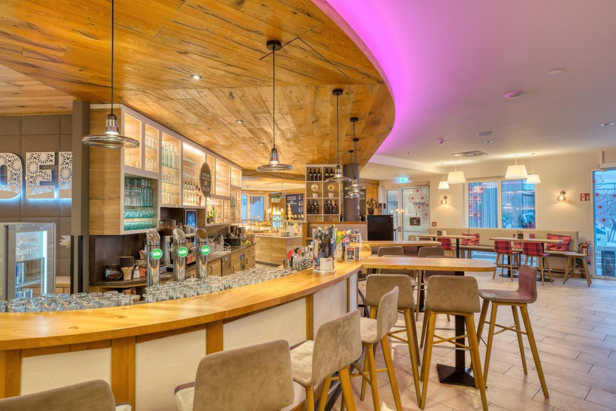Cooee Alpin Hotel バド クラインキルヒハイム エクステリア 写真